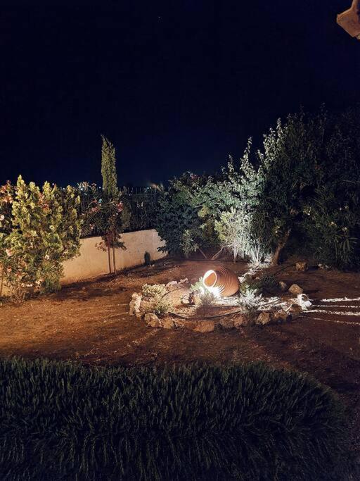 Guesthouse Petrothalassa Porto Heli Bagian luar foto